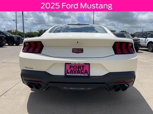 2025 Ford Mustang GT Premium Fastback
