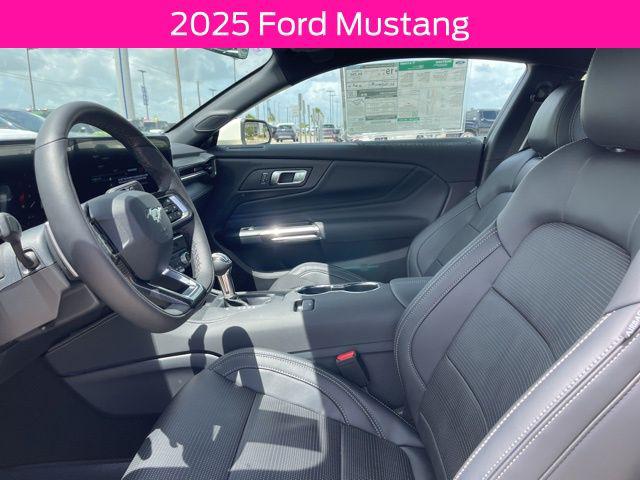 2025 Ford Mustang GT Premium Fastback