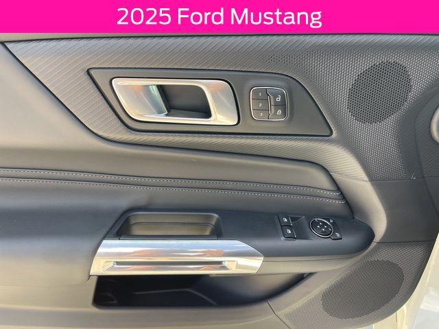 2025 Ford Mustang GT Premium Fastback