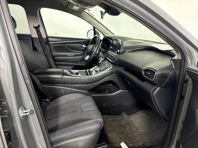 2022 Hyundai Santa Fe SE