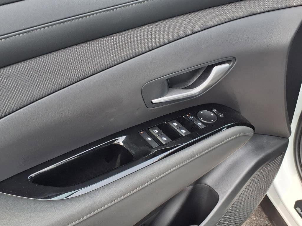 2025 Hyundai Santa Cruz XRT - Photo 10