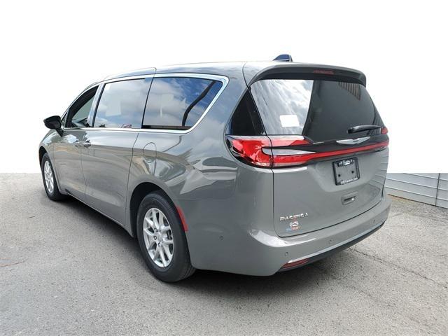 2025 Chrysler Pacifica PACIFICA SELECT