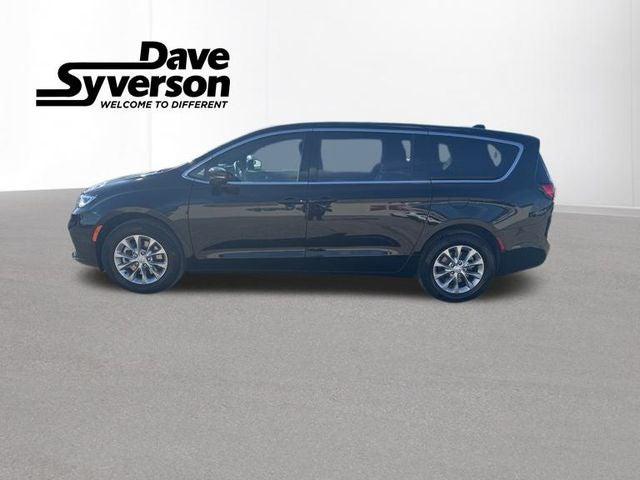 2025 Chrysler Pacifica PACIFICA SELECT AWD