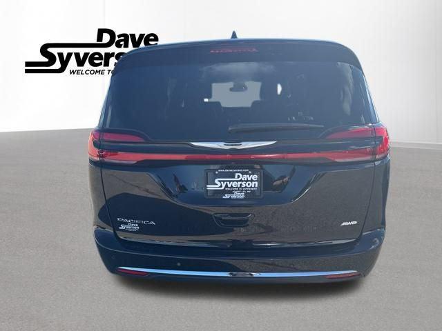 2025 Chrysler Pacifica PACIFICA SELECT AWD