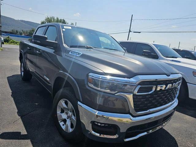 2025 RAM Ram 1500 RAM 1500 LONE STAR CREW CAB 4X4 57 BOX