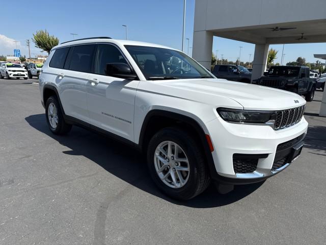 2023 Jeep Grand Cherokee L Laredo 4x2