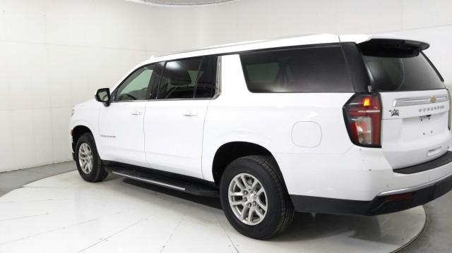 2023 Chevrolet Suburban 2WD LT