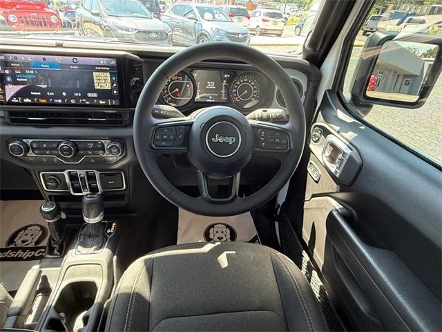 2024 Jeep Wrangler 4-Door Sport RHD 4x4