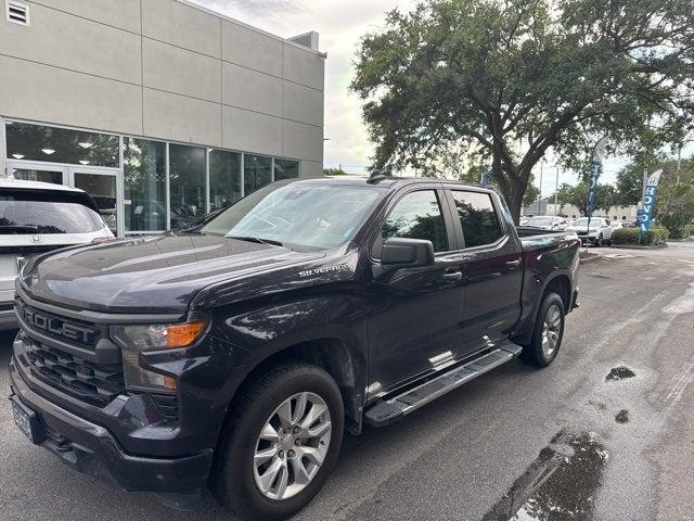 2022 Chevrolet Silverado 1500 4WD Crew Cab Short Bed Custom