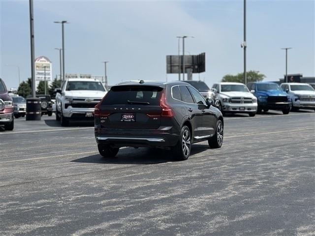 2022 Volvo XC60 B5 Inscription
