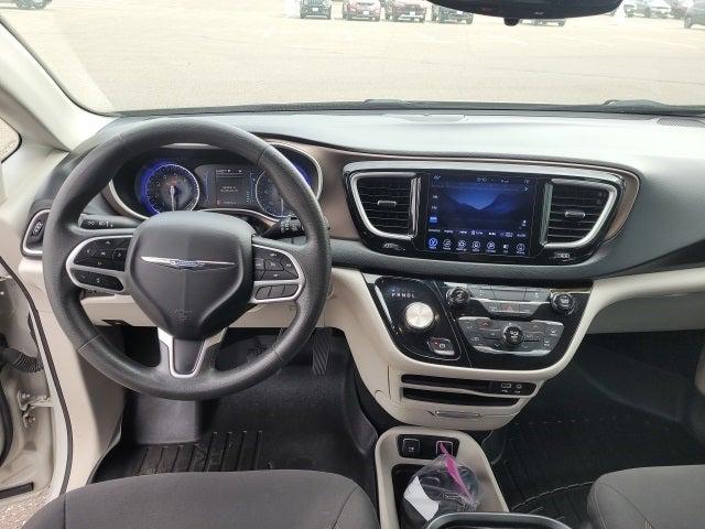 2017 Chrysler Pacifica Touring Plus