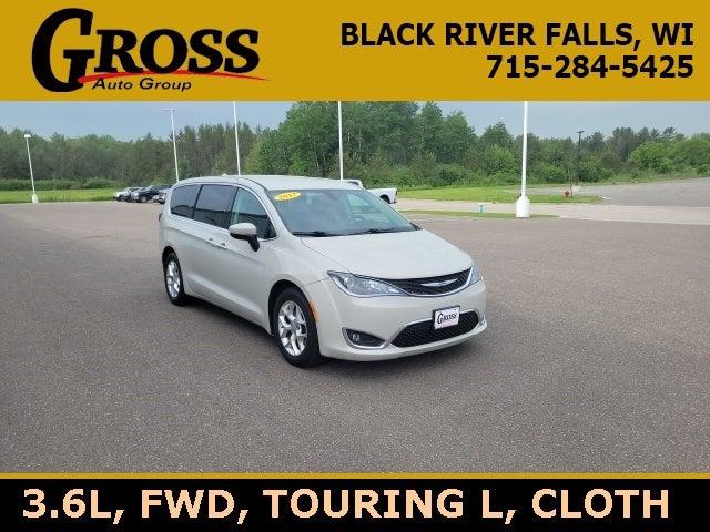 2017 Chrysler Pacifica Touring Plus