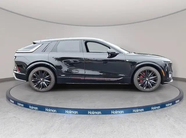 2026 Cadillac iQ V-Series w/1SV