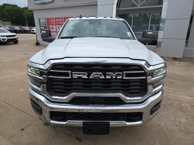 2025 RAM Ram 3500 RAM 3500 TRADESMAN CREW CAB 4X4 8 BOX