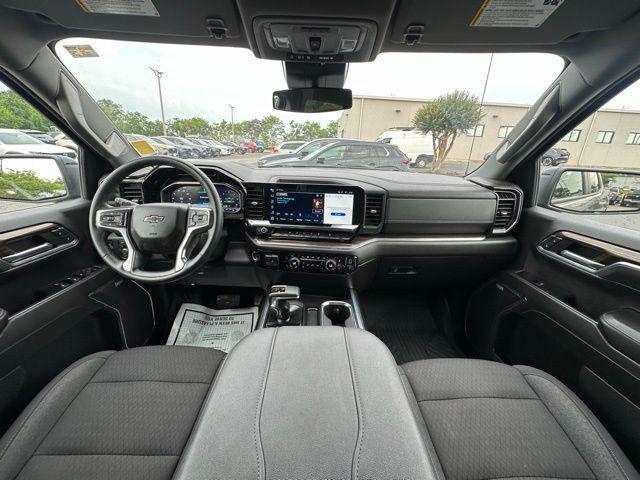 2024 Chevrolet Silverado 1500 4WD Crew Cab Short Bed RST