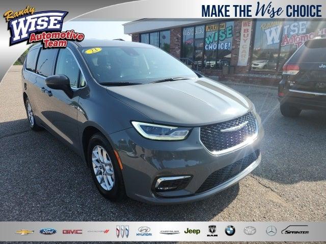 2023 Chrysler Pacifica Touring L 2023 Chrysler Pacifica Touring L