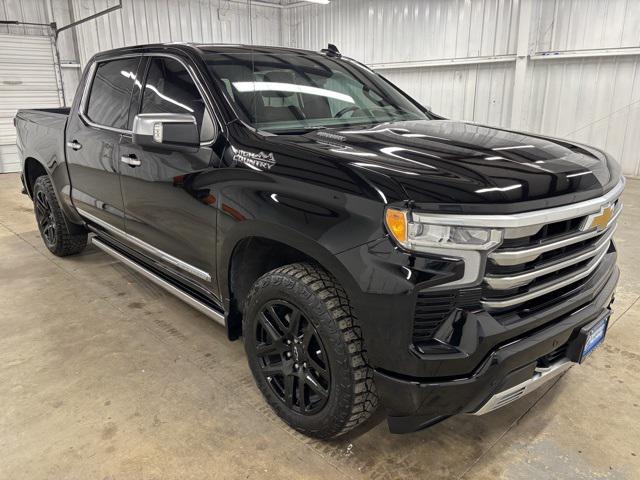 2023 Chevrolet Silverado 1500 4WD Crew Cab Short Bed High Country