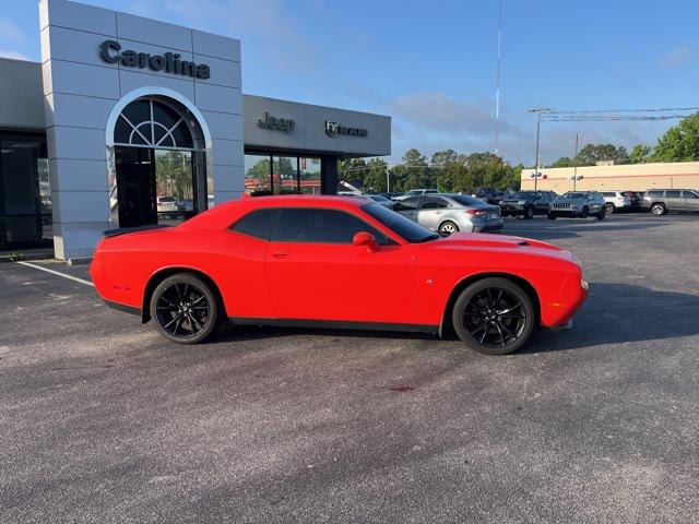 2018 Dodge Challenger SXT Plus