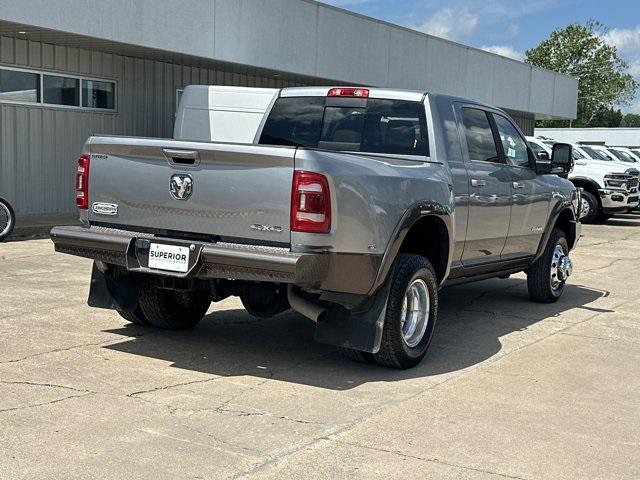 2024 RAM 3500 Limited Longhorn Mega Cab 4x4 64 Box