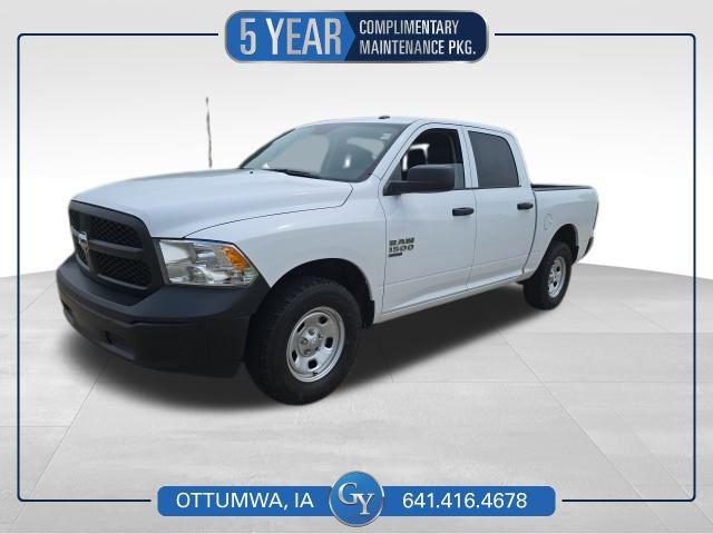 2022 RAM 1500 Classic Tradesman Crew Cab 4x4 57 Box