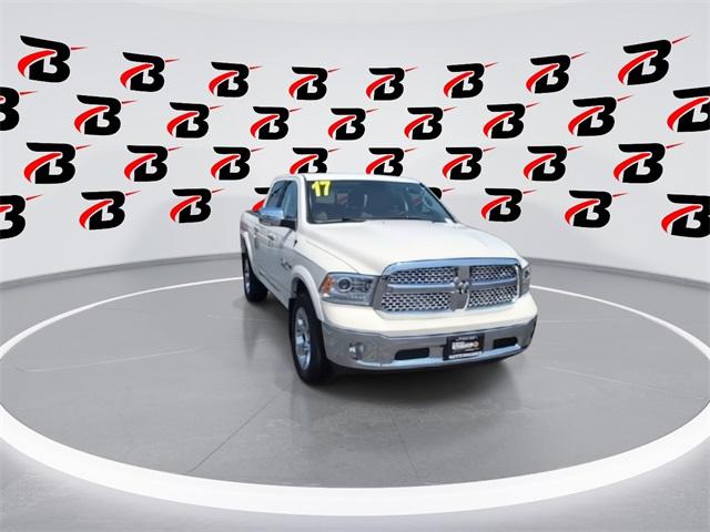 2017 RAM 1500 Laramie Crew Cab 4x4 57 Box
