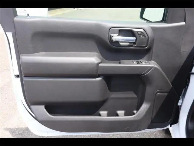 2025 GMC Sierra 1500 4WD Regular Cab Long Box Pro