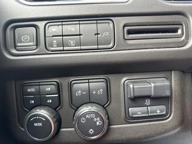2022 Chevrolet Tahoe 4WD RST