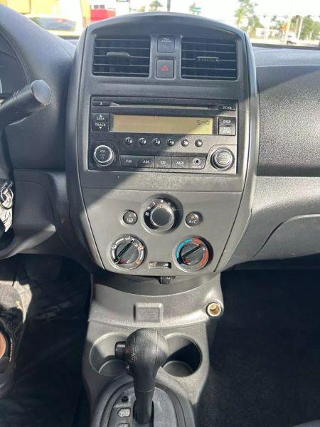 2017 Nissan Versa 1.6 S+