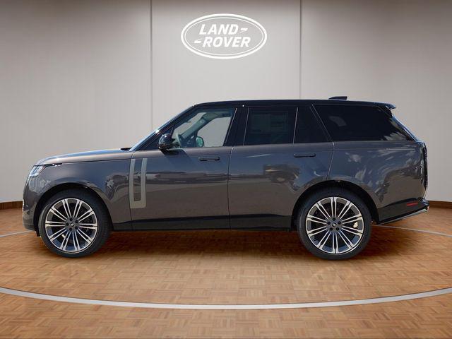 2025 Land Rover Range Rover P530 SE