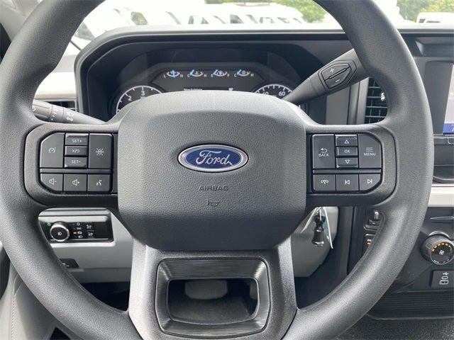 2025 Ford 600 XL