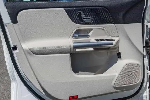 2025 Mercedes-Benz GLA-CLASS 4MATIC