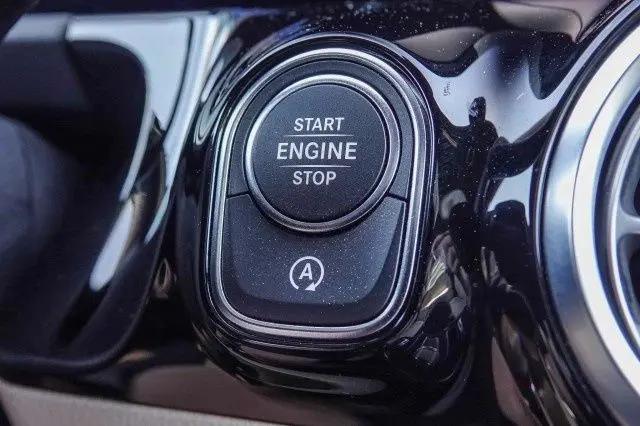 2025 Mercedes-Benz GLA-CLASS 4MATIC
