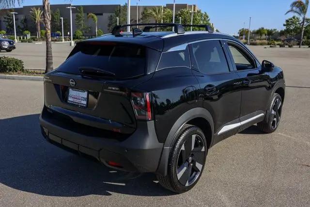 2025 Nissan Kicks SR FWD