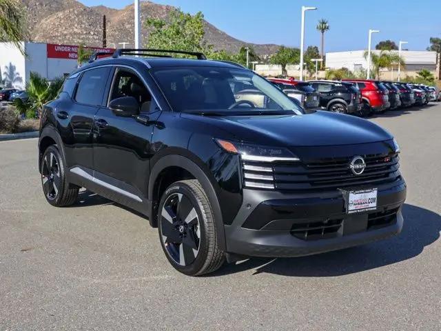 2025 Nissan Kicks SR FWD