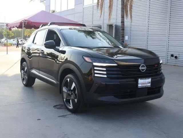 2025 Nissan Kicks SR FWD