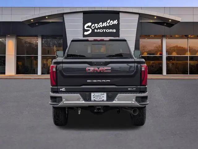 2025 GMC Sierra 2500HD 4WD Crew Cab Standard Bed SLT