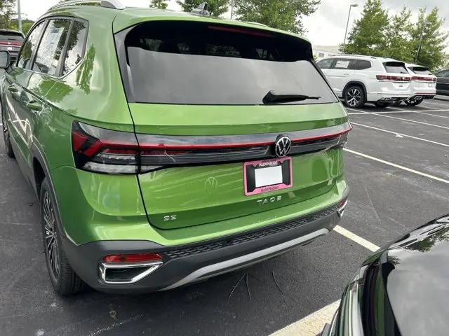 2025 Volkswagen Taos 1.5T SE