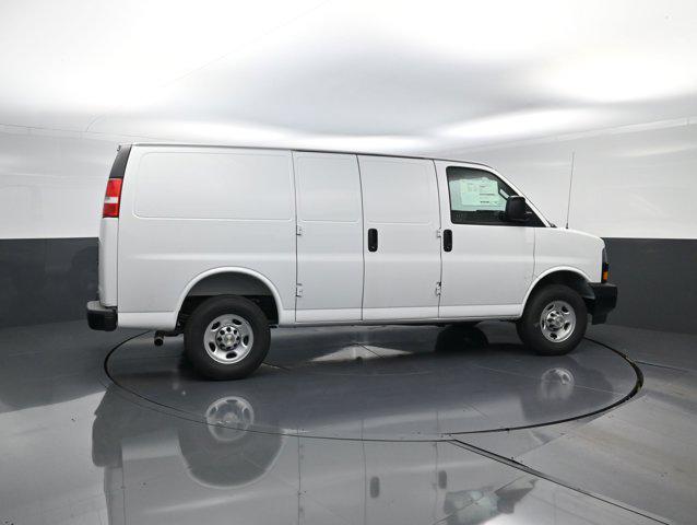2025 Chevrolet Express Cargo Van RWD 2500 Regular Wheelbase WT