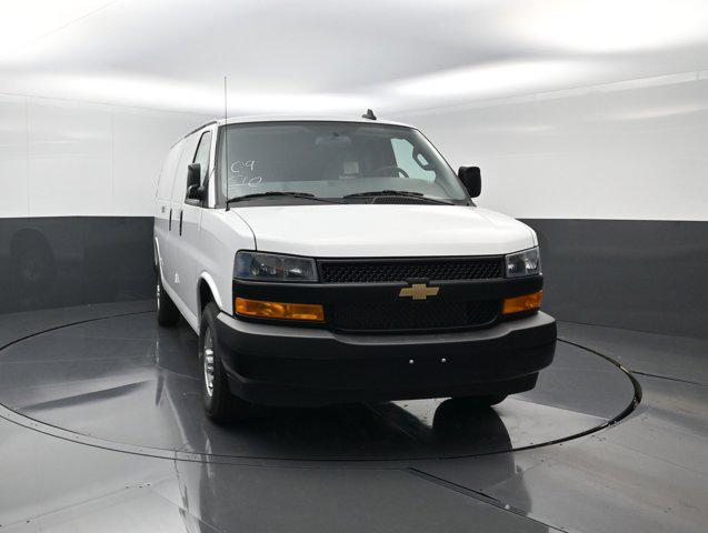 2025 Chevrolet Express Cargo Van RWD 2500 Regular Wheelbase WT