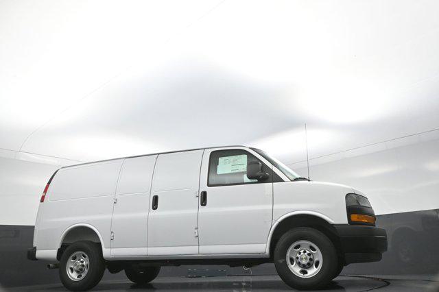 2025 Chevrolet Express Cargo Van RWD 2500 Regular Wheelbase WT