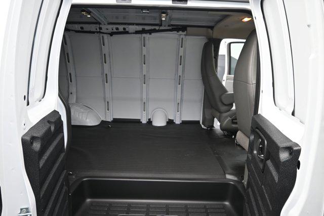 2025 Chevrolet Express Cargo Van RWD 2500 Regular Wheelbase WT