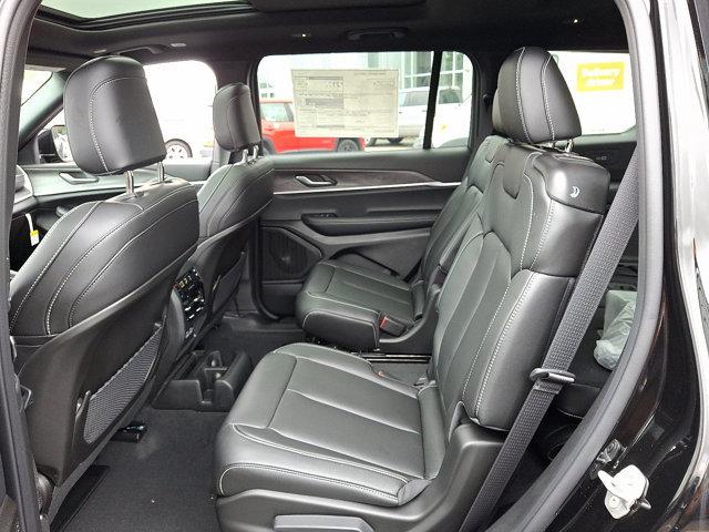2025 Jeep Grand Cherokee L Limited 4x4