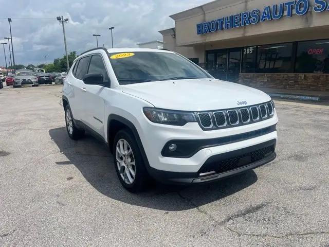 2023 Jeep Compass Latitude Lux FWD