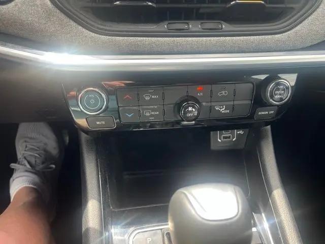 2023 Jeep Compass Latitude Lux FWD