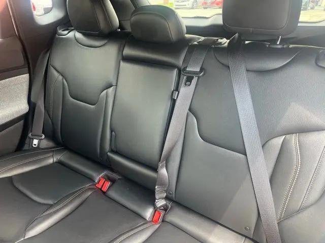 2023 Jeep Compass Latitude Lux FWD