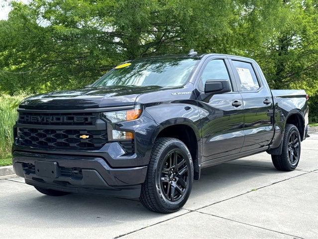 2023 Chevrolet Silverado 1500 4WD Crew Cab Short Bed Custom