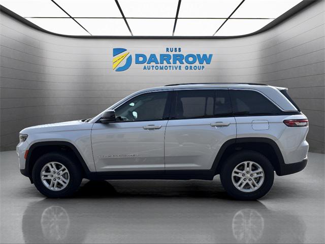 2023 Jeep Grand Cherokee Laredo 4x4