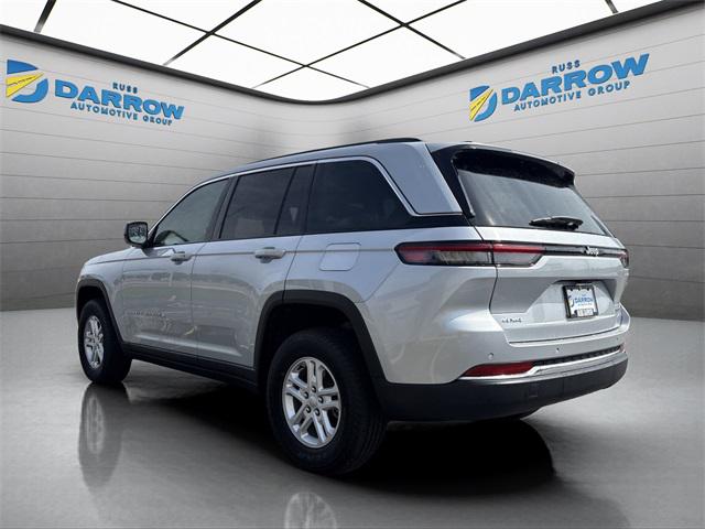 2023 Jeep Grand Cherokee Laredo 4x4