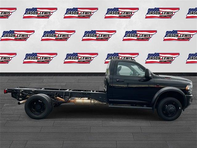 2023 RAM 5500 Chassis Tradesman/SLT