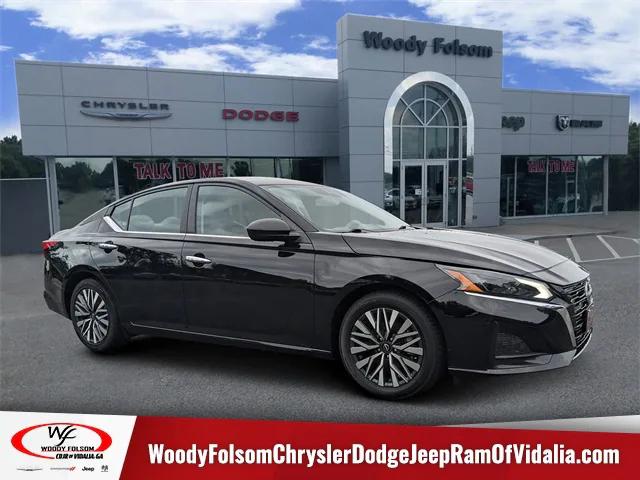 2024 Nissan Altima SV FWD